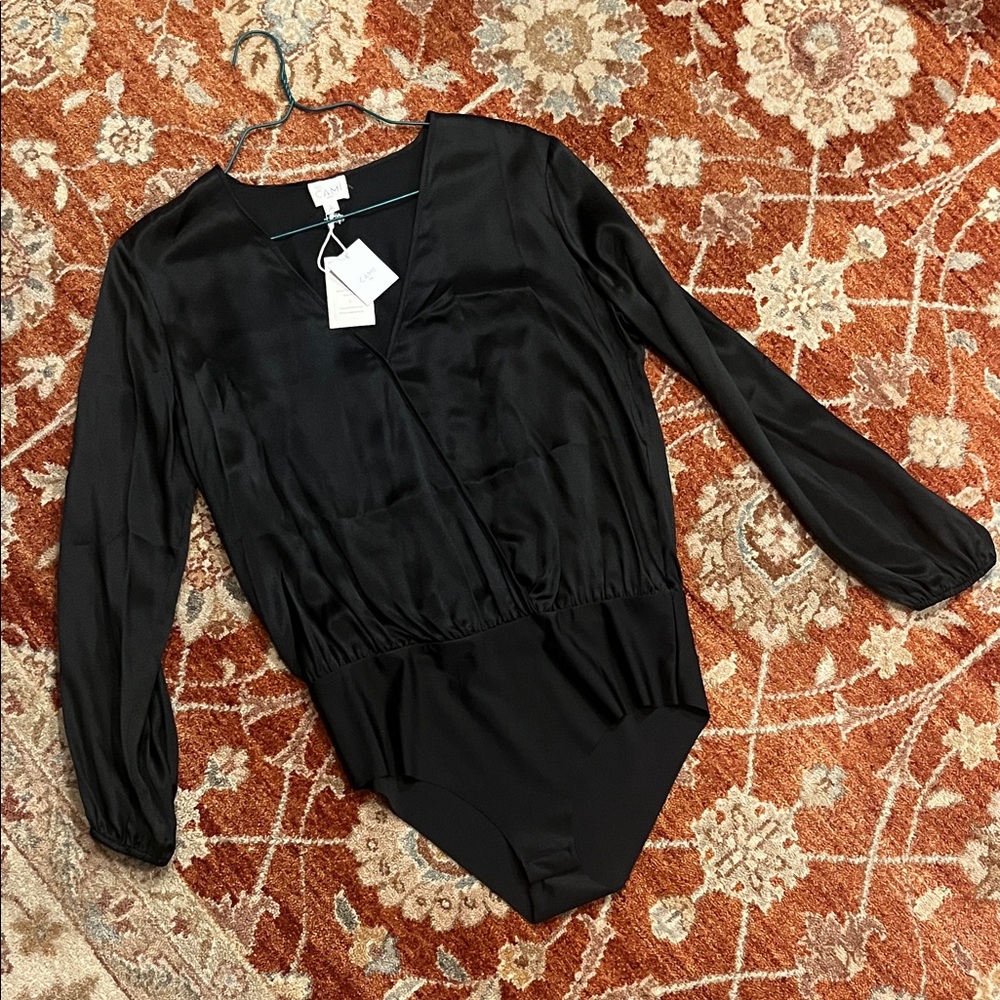 Cami NYC Black V-Neck 100% silk NWT body suit